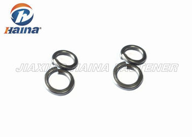 اللون A2 الفولاذ المقاوم للصدأ قفل الربيع غسالة الذاتي 2 - 30mm والقطر مع ساحة النهاية